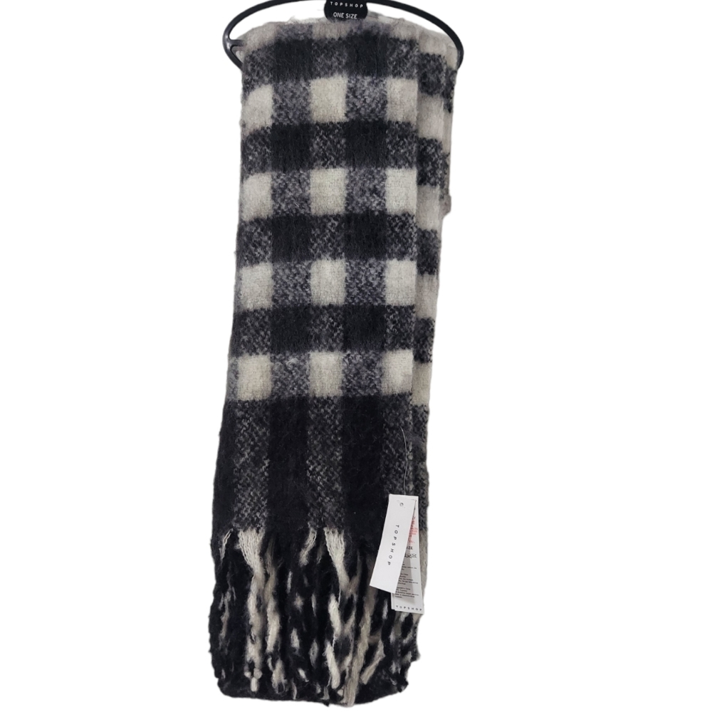 NWT Topshop Heavy Brush Buffalo Check Fringe Winter Scarf - Picture 3 of 8